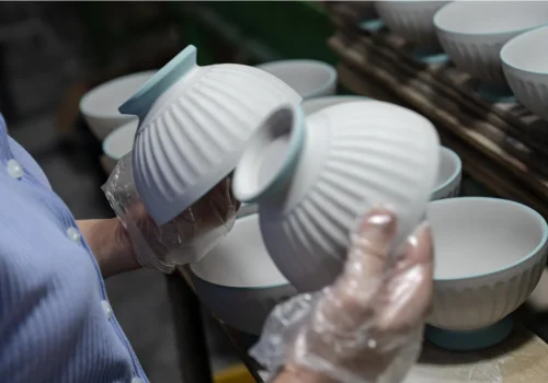 Quality-Control-for-tableware